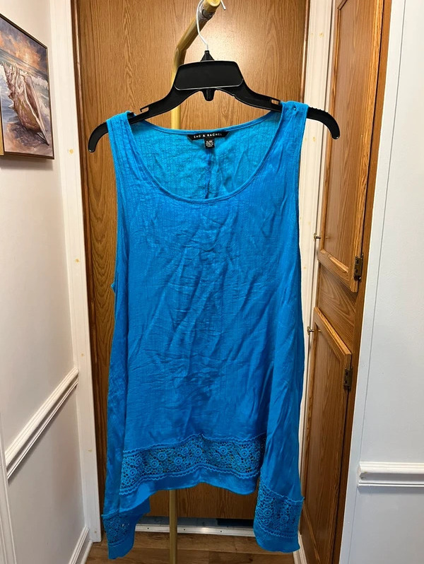 Zac & Rachel Xl Sleeveless With Flowing Sides